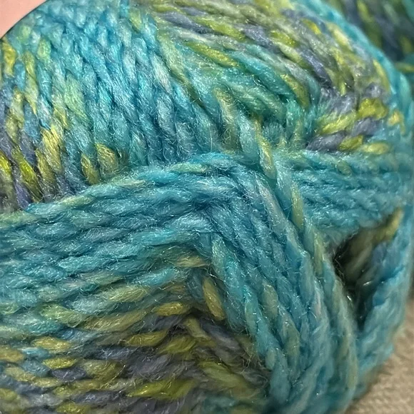 Lion Brand Tweed Stripes Yarn • Lakeside • Lot of 10 - Picture 2 of 8